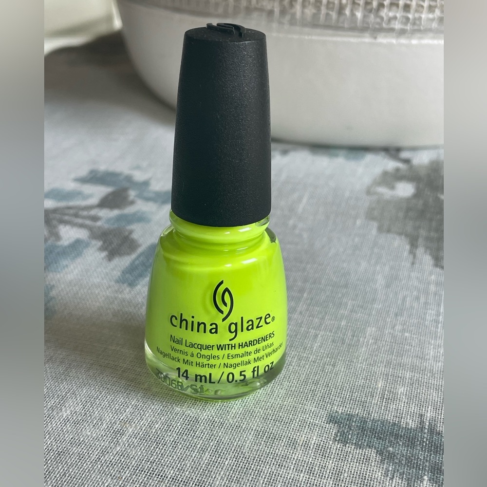 China Glaze Lacquer “Tropic Like It’s Hot”
